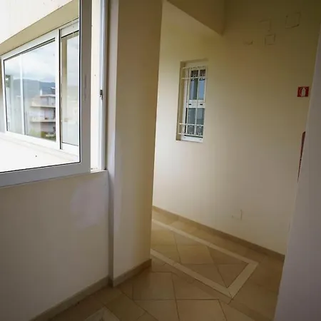 On The Wave - Modern Beachfront In Kalamata Faraí