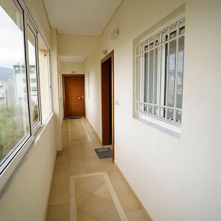 On The Wave - Modern Beachfront In Kalamata Apartment Faraí