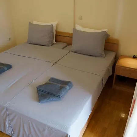 On The Wave - Modern Beachfront In Kalamata