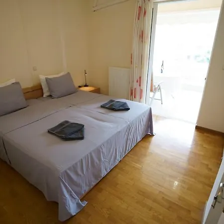 On The Wave - Modern Beachfront In Kalamata * Faraí