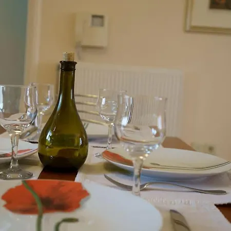 Apartment On The Wave - Modern Beachfront In Kalamata Faraí