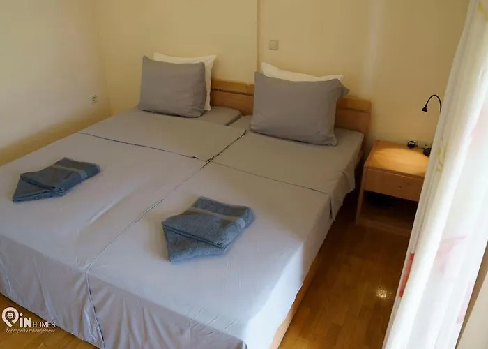 On The Wave - Modern Beachfront In Kalamata