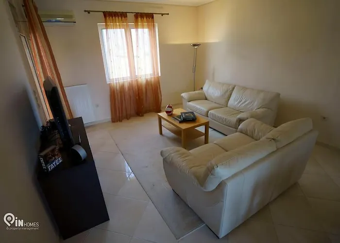 On The Wave - Modern Beachfront In Kalamata *