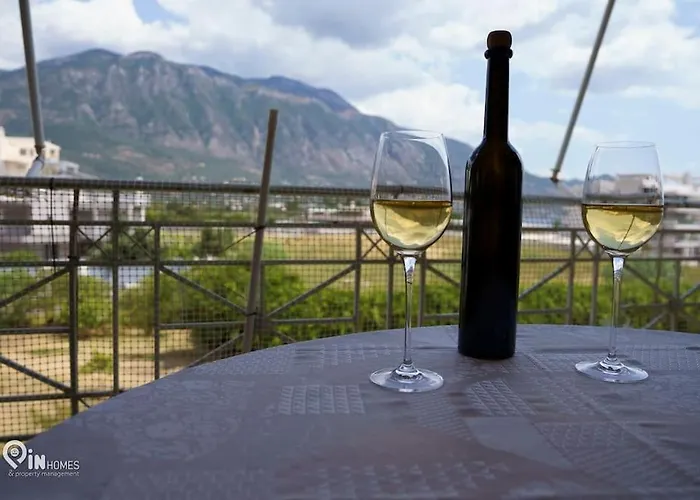 Apartament On The Wave - Modern Beachfront In Kalamata Faraí