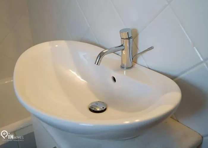 On The Wave - Modern Beachfront In Kalamata Faraí