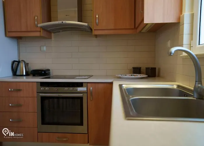 On The Wave - Modern Beachfront In Kalamata Apartman